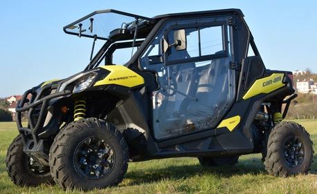 DFK Täysi Ohjaamo Lämmöllä + pyyhin/pesin Can-Am Maverick Trail 2017-